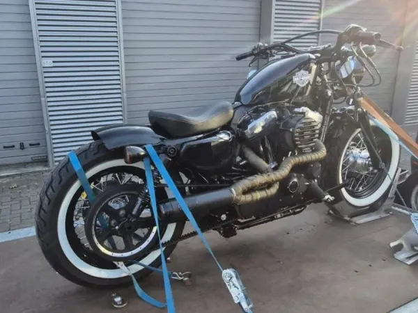 Year unknown Harley-Davidson Forty Eight 2011-Unieke Chopper - €9,500 · Bidding (1/1)