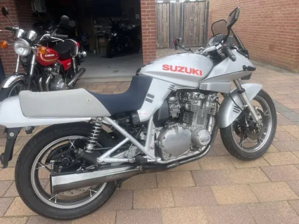 1985 Suzuki GSX 750 - €3,950 · Bidding (1/1)