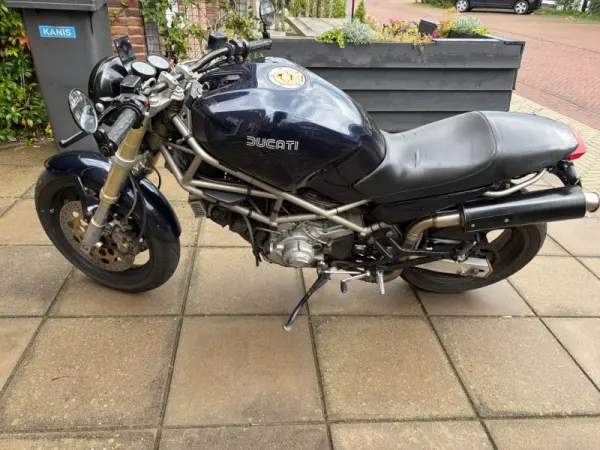 1994 Ducati Monster 900 - € 2.400 (1/1)