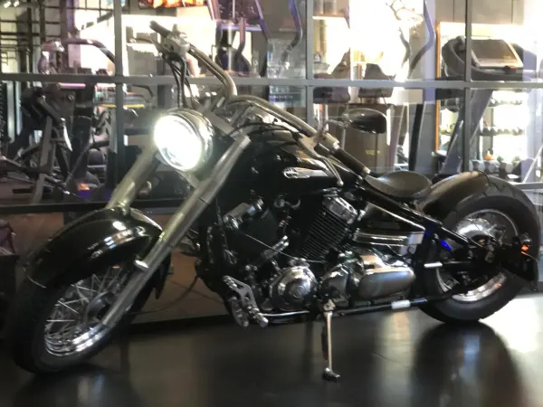 2001 Yamaha VMAX - €4,500 (1/1)
