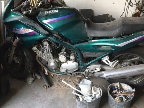 1996 Yamaha XJ 900 - Bidding (1/1)