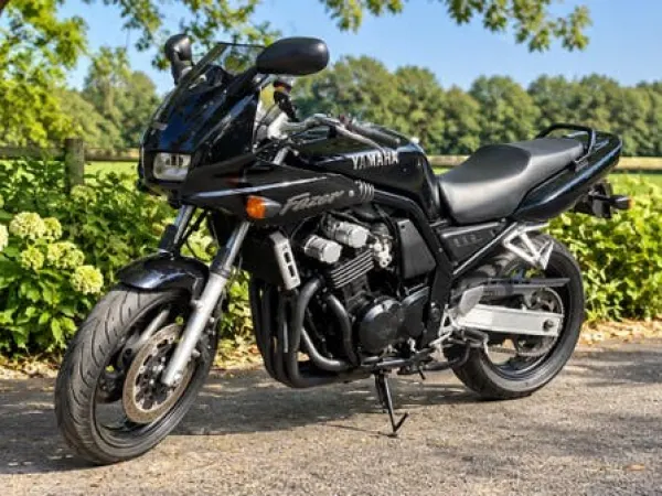 1998 Yamaha Fazer 600 – 1998 – 63.000 km - €1,850 · Bidding (1/1)