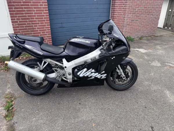 Year unknown Kawasaki Ninja ZX-7R 1998-Goed Onderhouden - €2,450 (1/1)