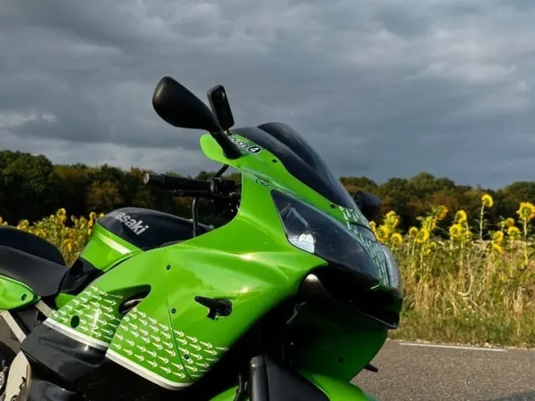 2000 Kawasaki ZX6R Ninja - Bidding (1/1)