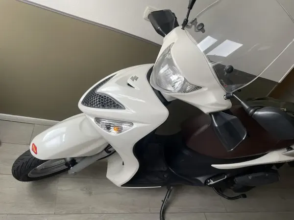 2008 Suzuki Sixteen 150 - €1,750 (1/1)