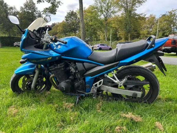 2005 Suzuki Bandit 650 - €1,300 · Bidding (1/1)