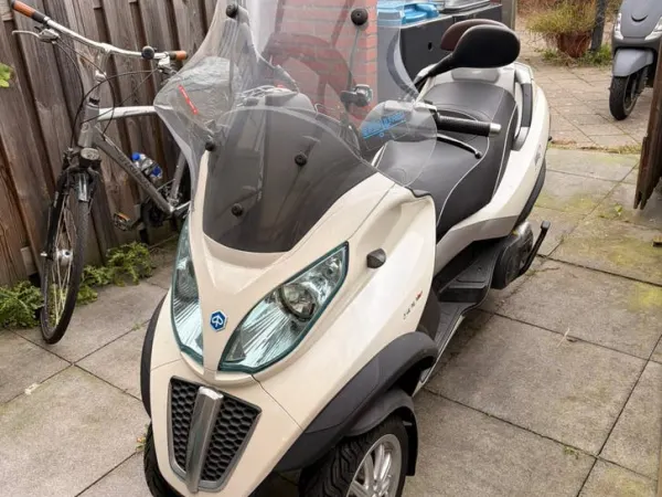 2013 Piaggio MP3 500 - €3,500 (1/1)