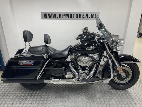 2011 Harley-Davidson Road King - € 10.950 (1/1)