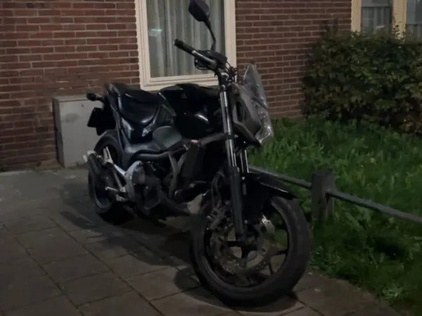 2012 Honda NC 700 S - €4,300 · Bidding (1/1)