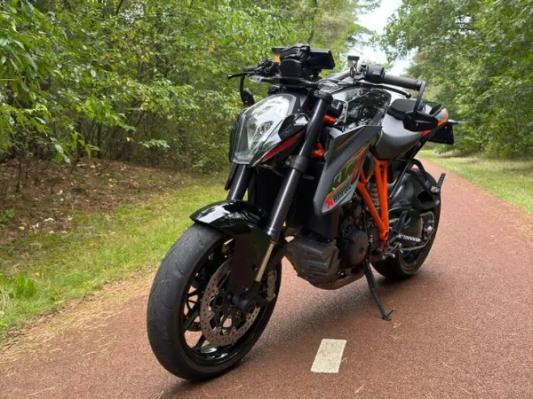 2015 KTM Superduke 1290 r - €10,499 (1/1)