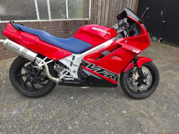 1992 Honda VFR 750 - Bidding (1/1)