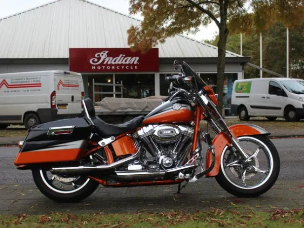 2010 Harley-Davidson Softail - € 15.950 · Bieden (1/1)