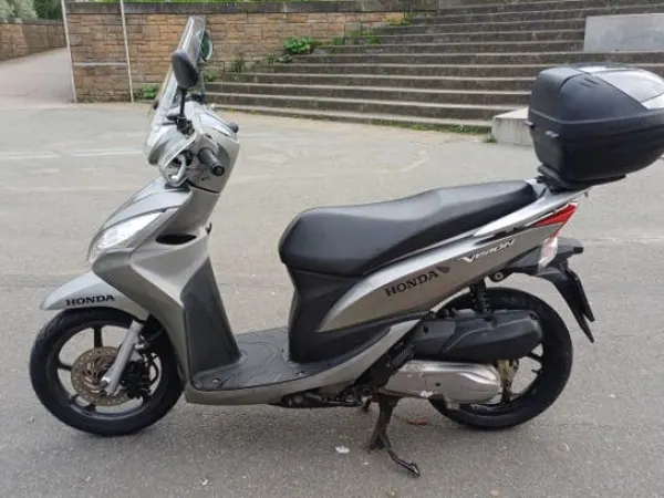 Year unknown Honda Vision 110 - €675 (1/1)