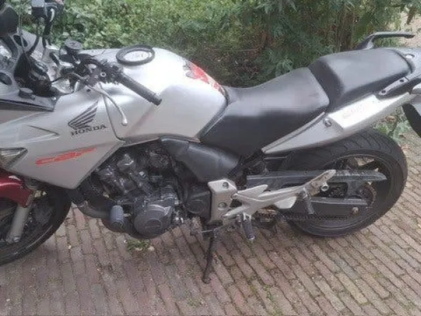 2004 Honda cbf 600 2006 - €1,500 (1/1)