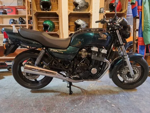 1996 Honda CB 750 - €2,850 · Bidding (1/1)