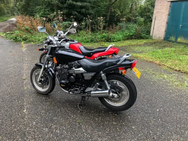 1992 Yamaha FZX 700 en YX 600 Radian - €1,750 · Bidding (1/1)
