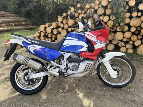 2002 Honda XRV 750 - €4,950 (1/1)