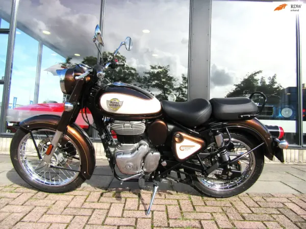 2025 Royal Enfield Classic 350 - €5,450 (1/1)