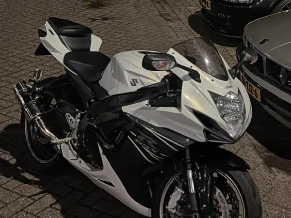 2012 Suzuki GSXR-600 2012 **A2** op Kenteken - €7,499 (1/1)