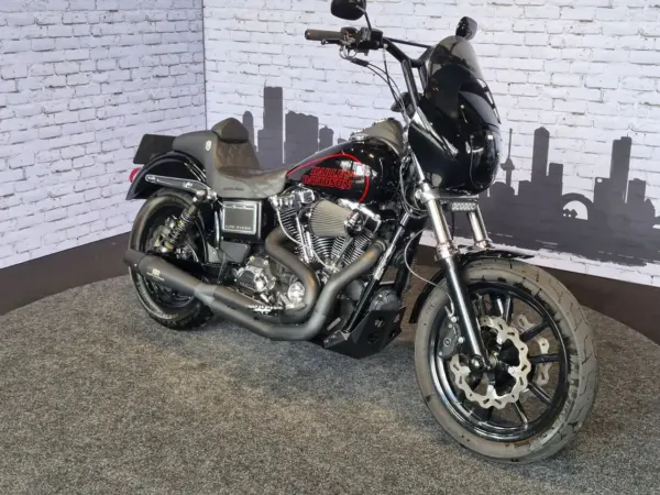 2017 Harley-Davidson Low Rider - €15,990 · Bidding (1/1)