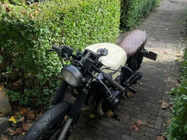 Year unknown Honda CB750 Cafe Racer-Unieke Custom Motor - Bidding (1/1)