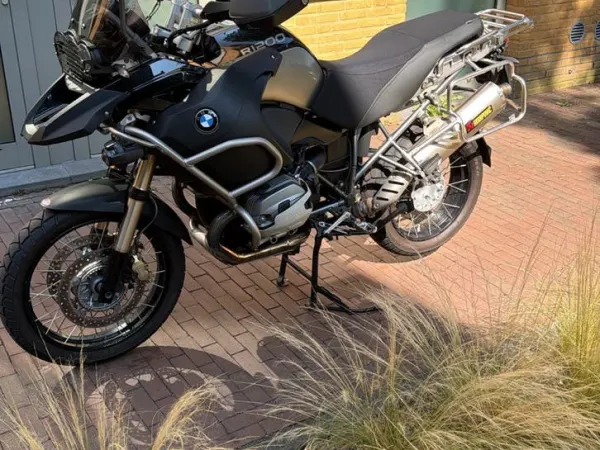 2013 BMW R1200GS Adventure Dohc 90 Jahre Akrapovic - €10,950 · Bidding (1/1)