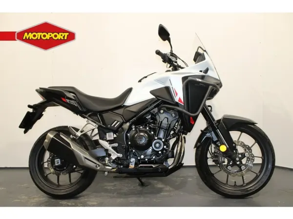 2025 Honda NX 500 - €7,950 · Bidding (1/1)