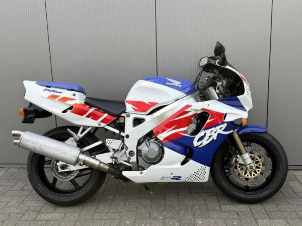 1992 Honda CBR 900 RR Fireblade - €8,950 (1/1)