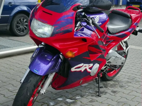 Year unknown Honda CBR 600 F - €1,800 · Bidding (1/1)