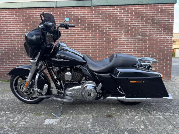 Bouwjaar onbekend Harley-Davidson Street Glide 2010-ABS, Cruise Control - € 11.500 (1/1)