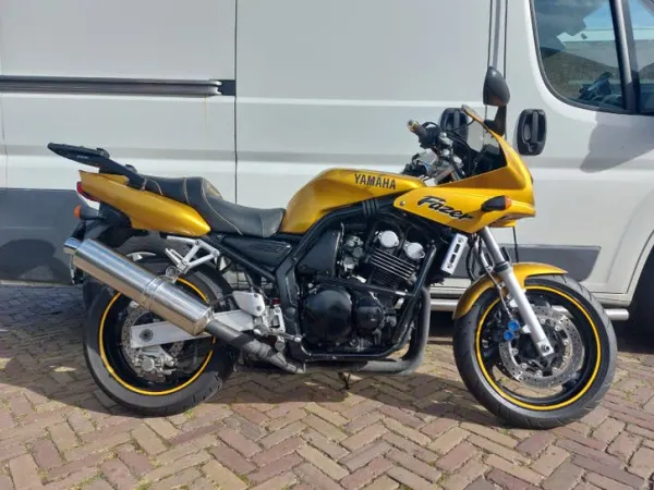 1998 Yamaha FZS 600 Fazer - €1,250 (1/1)