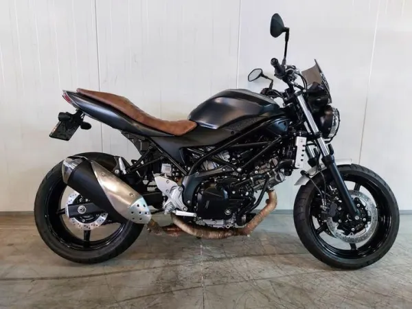 2017 Suzuki SV 650 (bj 2017) - €4,950 · Bidding (1/1)