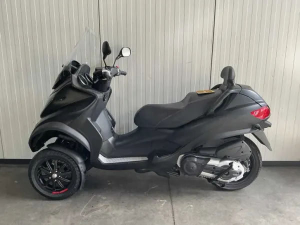 Year unknown Piaggio MP3 500 - Price on request (1/1)