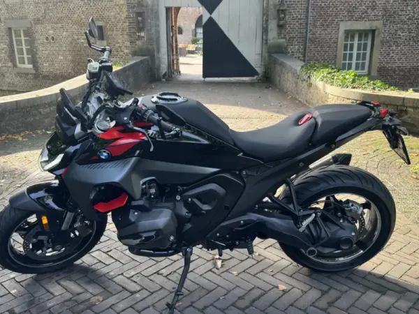 2025 BMW R 1300 R - €26,000 (1/1)