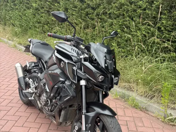 2017 Yamaha MT-10 - €8,000 (1/1)