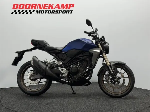 2019 Honda CB 300 R (bj 2019) - €4,450 (1/1)