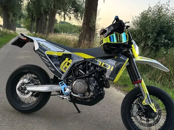 2022 Husqvarna 701 SM 2022/23 | 1e Eigenaar | Volledige Historie - €11,000 · Bidding (1/1)