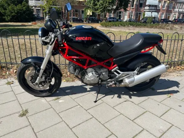 2008 Ducati Monster 695-Naked Bike - €2,500 (1/1)