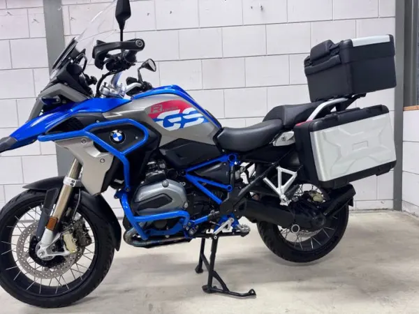 2018 BMW R 1200 GS Rallye-Topconditie - €12,250 · Bidding (1/1)