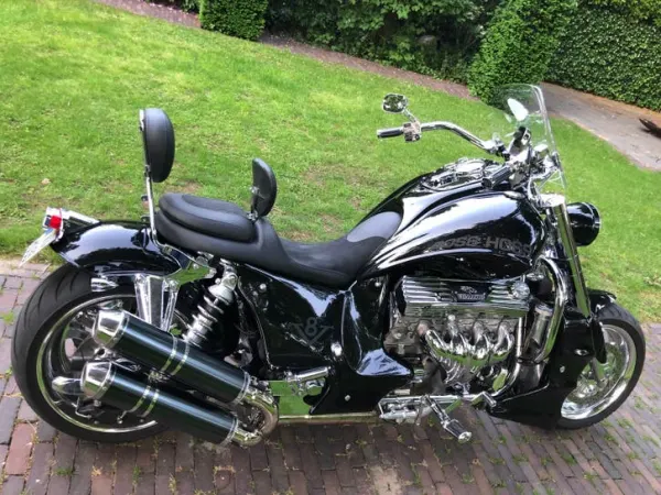 Year unknown Boss Hoss V8 Full Option Custom nu met NL Kenteken - €59,995 (1/1)