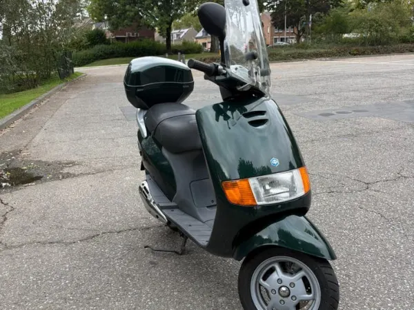 Year unknown Piaggio Sfera 125 4t 5600km - €1,650 (1/1)