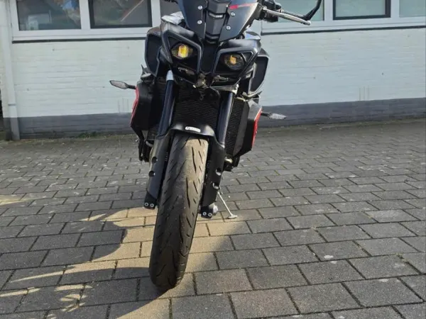 2017 Yamaha MT-10 ABS uit 2017 - €10,500 · Bidding (1/1)