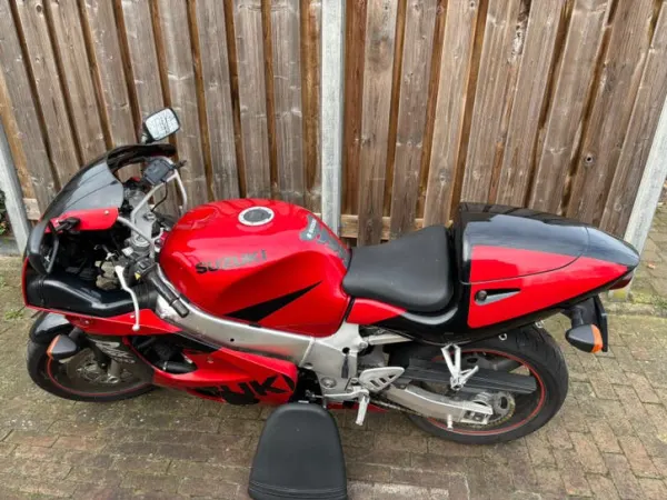 1998 Suzuki Gsxr 600 Srad - €1,600 · Bidding (1/1)