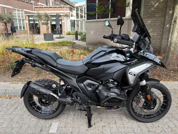 2025 BMW R 1300 GS Triple Black Met 4 Jaar Fabrieksgarantie - € 25.950 · Bieden (1/1)