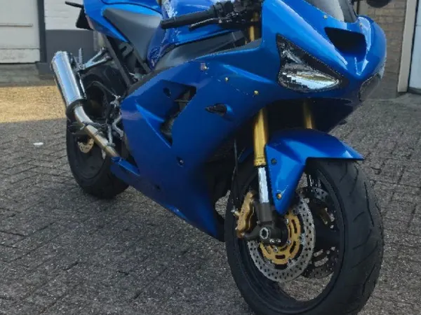 2003 Kawasaki Ninja ZX-6R 636 uit 2003 - € 4.950 · Bieden (1/1)