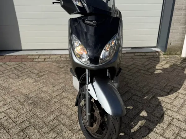 2008 Yamaha Xmax 250cc 2008 (EXPORT MOGELIJK!) - € 1.400 · Bieden (1/1)
