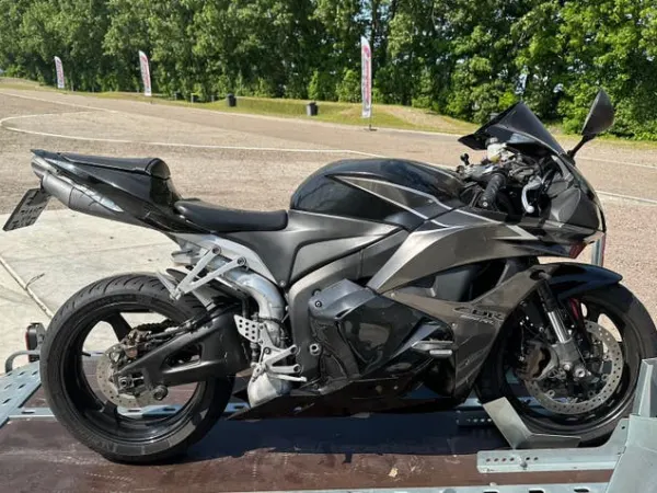 2009 Honda CBR 600 - Bieden (1/1)