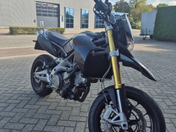 Year unknown Aprilia Dorsoduro 750-Krachtige Supermoto - €3,600 · Bidding (1/1)